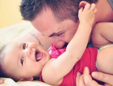 Έγινες πατέρας σε νεαρή ηλικία; Κινδυνεύεις με πρόωρο θανάτο!